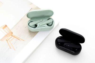 磨了代工厂半年后 我们把降噪蓝牙耳机的价格，打到了199元